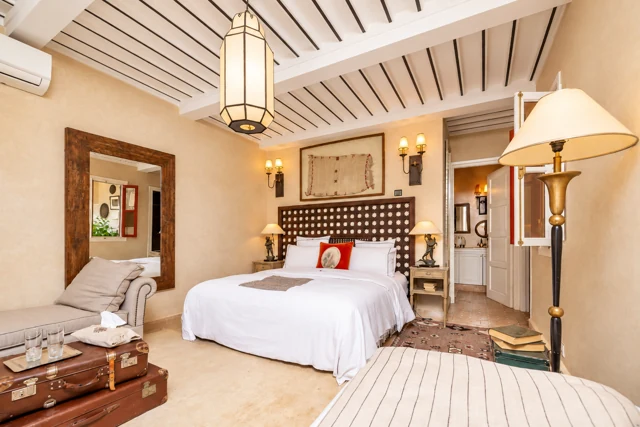 Chambre aux tons chaleureux